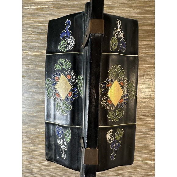 VTG Japanese Sake Decanter - Hand-Painted Moriage Porcelain - Palanquin Norimono - Picture 11 of 13